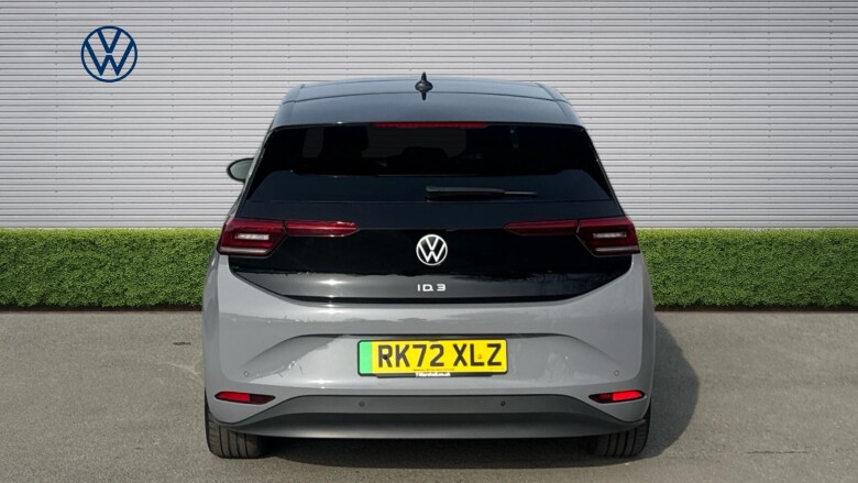 Volkswagen ID.3 150kW Family Pro Performance 58kWh 5dr Auto Electric Hatchback